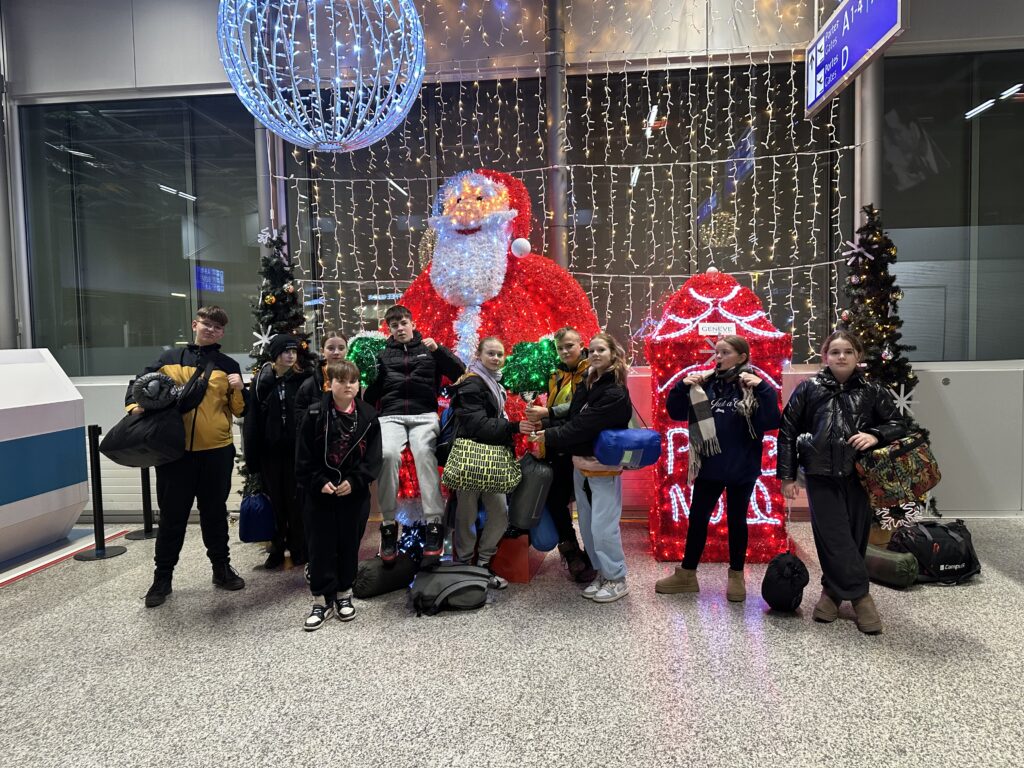 Zawodnicy na lotnisku w Berlinie 