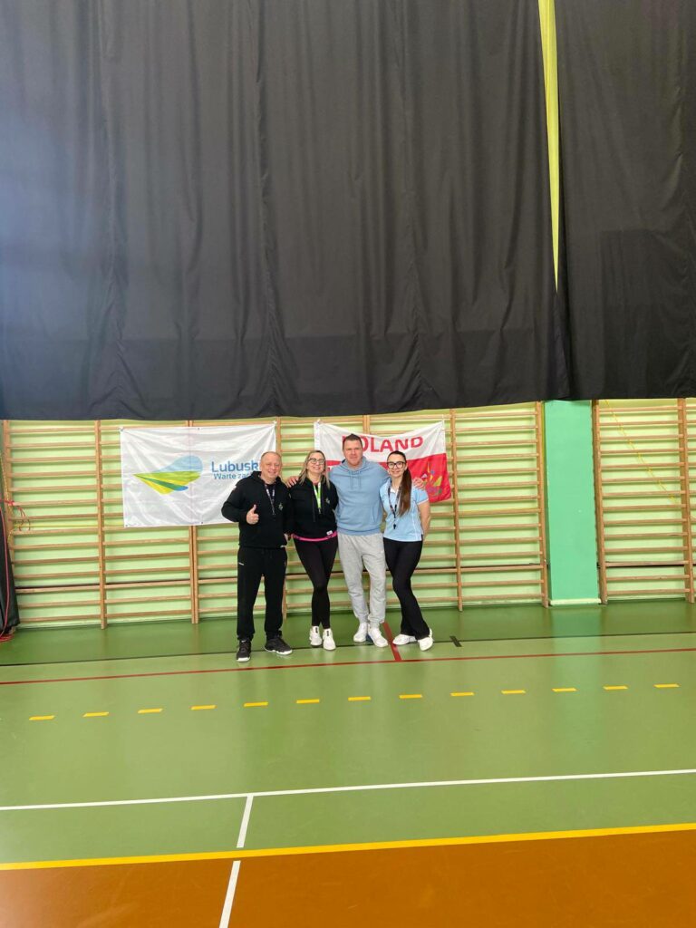 wspólne zdjęcie trenerów